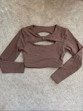 Long Sleeve Strappy Back Workout Top